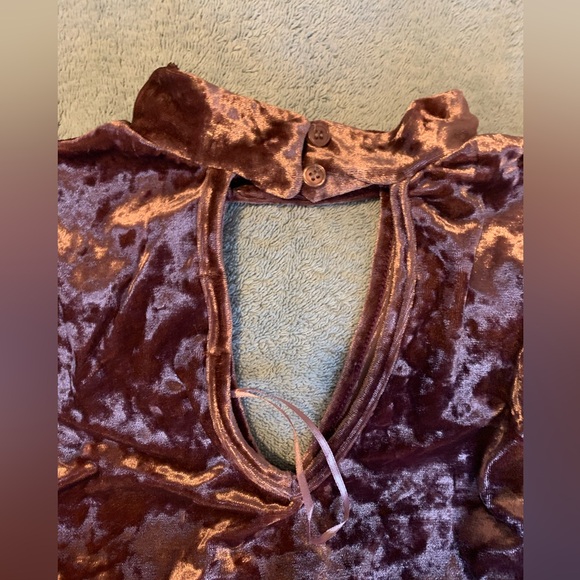 Velvet Bodysuit - Picture 3 of 3